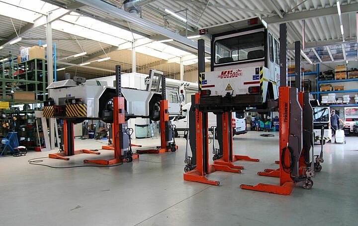 Flughafen-Werkstatt Klix Airport Service Hebeböcke EHB